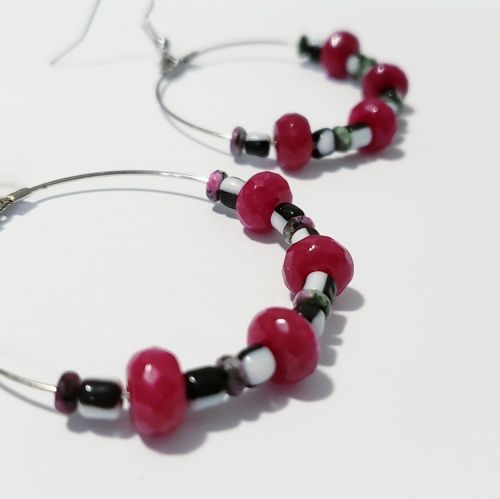 3$25 🌺🦋🌺HANDCRAFTED  EARRINGS 🌺🦋🌺 - Picture 2 of 3